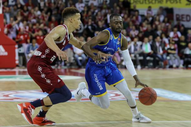 比赛本身更 比赛本身更