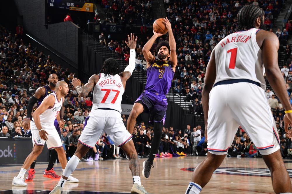 保罗力挺大 保罗力挺大